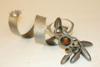 Metal Silver Ribbon Device Bottom
